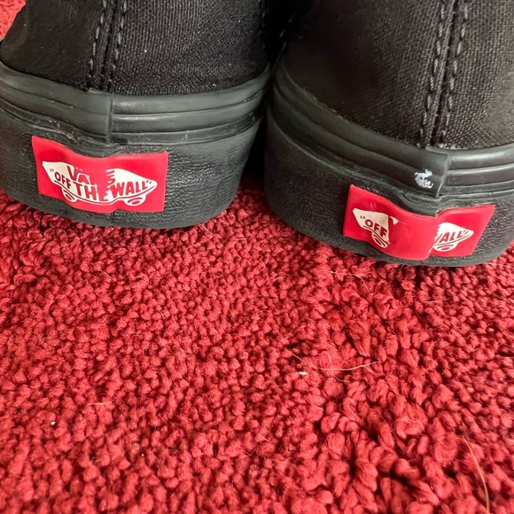 Converse All Star Black Hi Tops - Picture 4 of 6